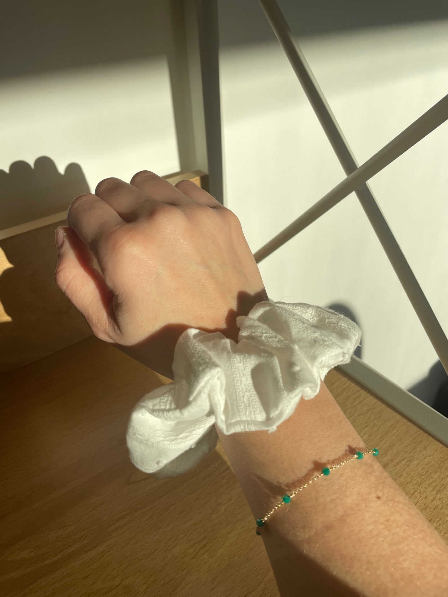 Chouchou brodé blanc