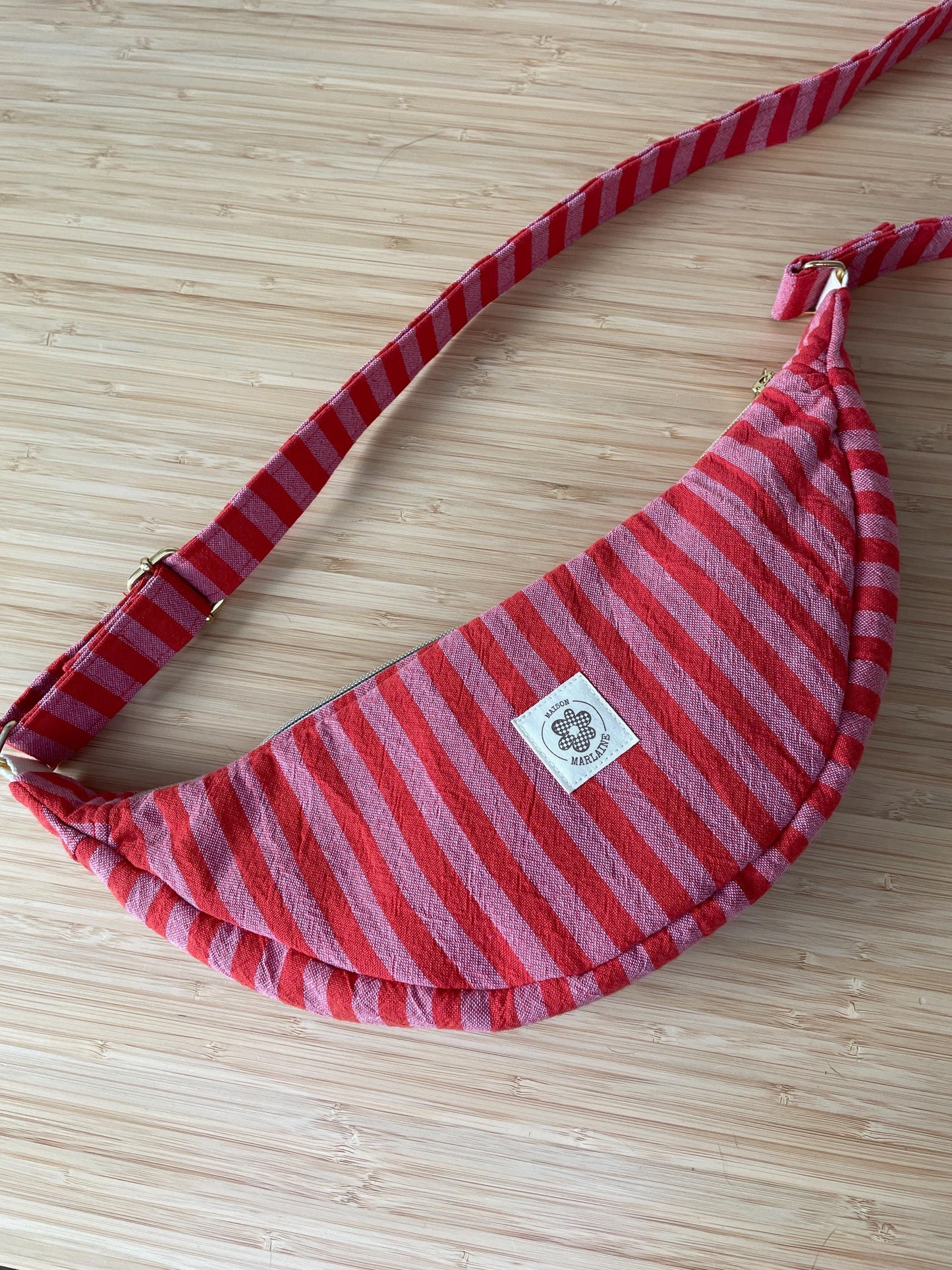 Sac demi lune rayure rose & rouge Modèle Marcelle