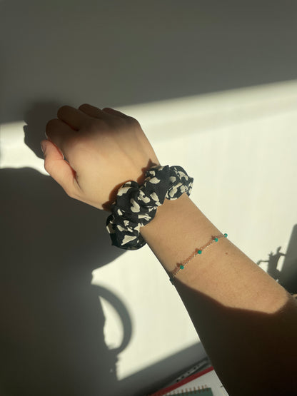 Chouchou tacheté noir