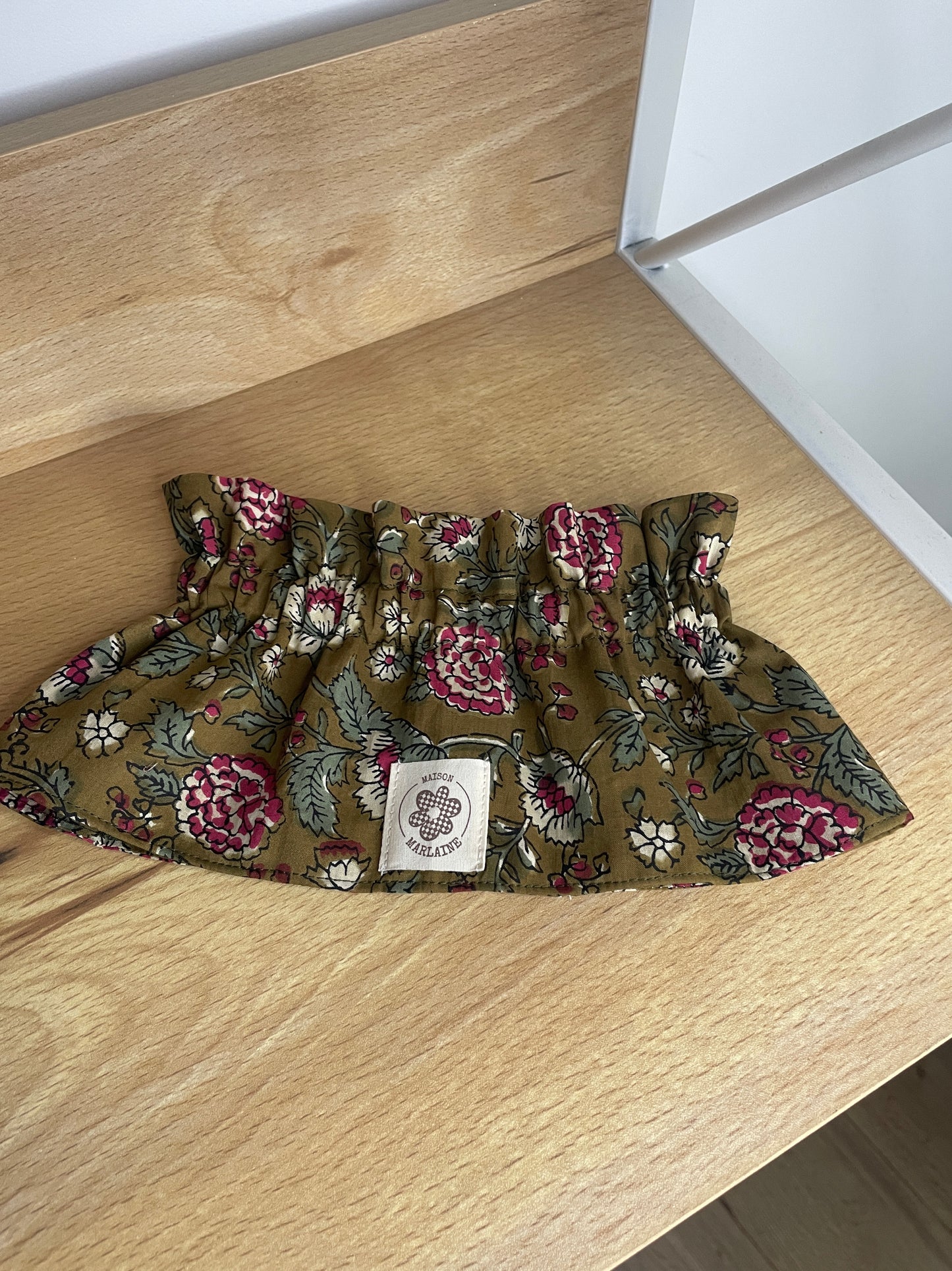 Col amovible Motif Fleuri