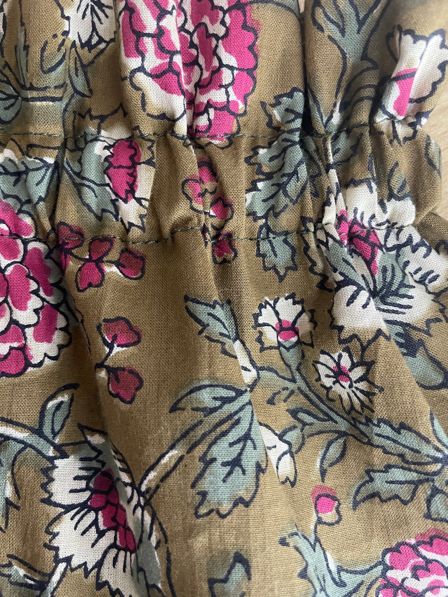 Col amovible Motif Fleuri
