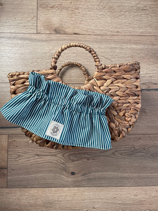 Col amovible à rayures vertes